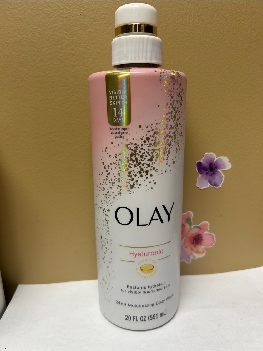 OLAY Hyaluronic Moisturizer Bottle - Pink, White,-20 fl oz